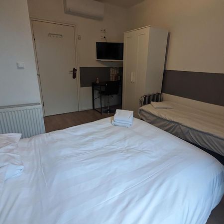Hotel-Chao Nl 24 Hours Open อูเทรคต์ ภายนอก รูปภาพ